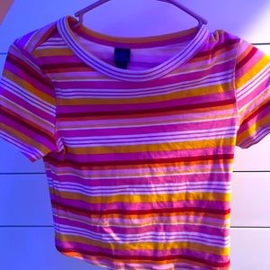 Orange, Pink, Red, Yellow Top. The brand is Wild Fable and it’s a XS!
